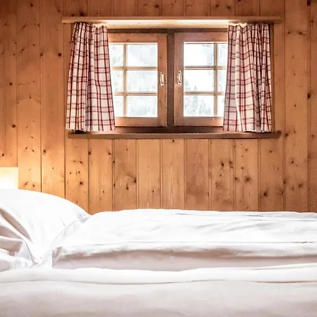 Davoser Huesli By Mountain Hotel