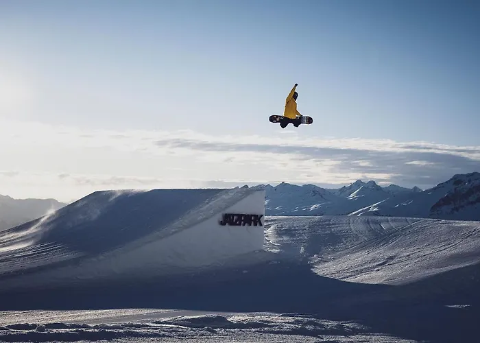 Davoser Huesli By Mountain 酒店 *